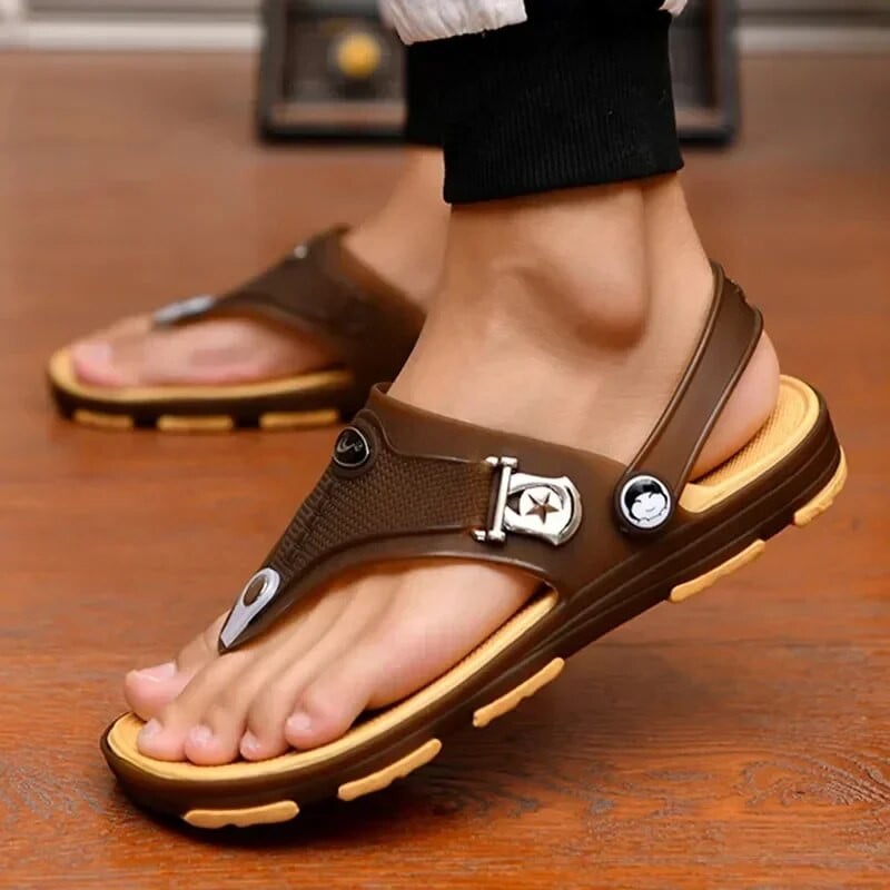 Férfi papucsok strandpapucsok szandálok nyári férfi lapos cipők csúszásgátló divattervező papucsok gumi szabadidős cipők 2023