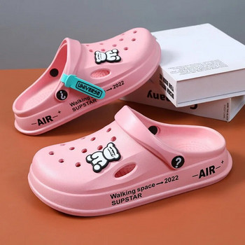 Обувки с дупки Мъжко лятно облекло Анимационни тенденции Домашни двойки Неплъзгащи се сандали с дупки Чехли Baotou Студентки Сандали на платформа