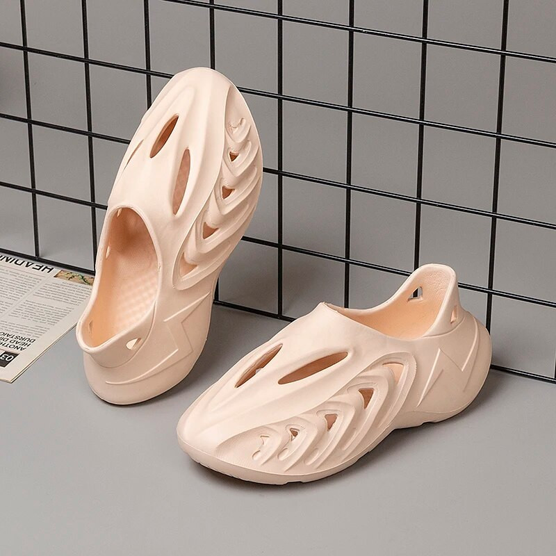 Uniszex Strandszandálok Nyakkendővel festett Designer Lyukas Papucsok Cipők Vízi Cipők EVA Női Férfi Hollow Kerti Cipők Slip On Foam Runner