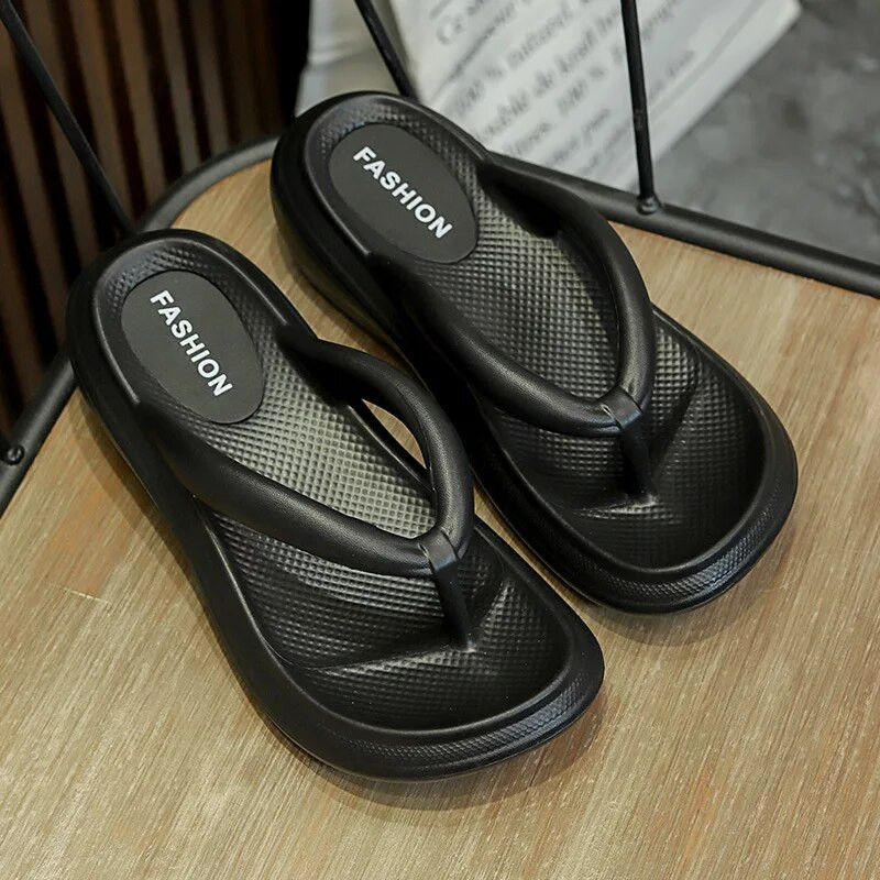 Vasaras sieviešu čības EVA Mīkstās sānu kurpes Dārza apavi Ķīļi Saldas sandales Neslīdošas sieviešu platformas Flip Flops For Stenio