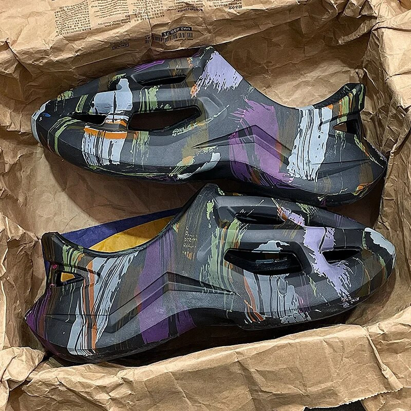 Uniszex Strandszandálok EVA Női Férfi Üreges Kerti Cipők Nyakkendővel festett Designer Lyukas Papucsok Cipők Vízicipők Slip on Foam Runner