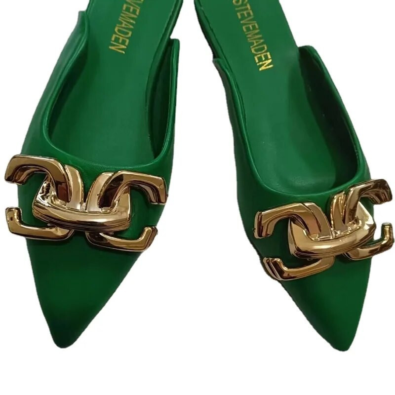 Női cipők 2024 Slingbacks női papucsok új fém dekorációval mindennapi női papucsok női szexi hegyes orrú lapos papucsok