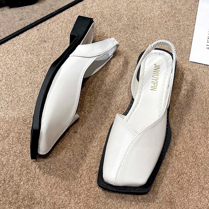 2023 nyári elegáns női szandálok divatos női gumiszalag lapos sarkú női lapos bulicipők szögletes sarkú 35-40 négyzet alakú orr