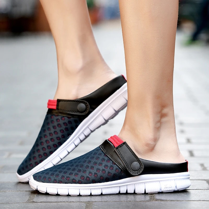 YISHEN Vīrieši Sievietēm Vasaras Sandales Tīkla mūļi Elpojošs Polsterēts Pludmales Flip Flops Kurpes Cietas Plakanas Vannas čības Ārpus Vīriešu Čības