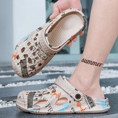 Papucs Férfi nyár 2023 Új csúszásmentes beltéri otthoni divat Vízálló férfi cipők vastag talpú papucs férfi szandál