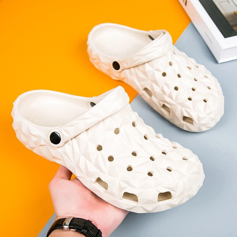 Vasaras vīriešu sandales Čības āra pludmales modes ērtas, mīkstas koka tupeles Dizains dārza apavi Vīriešu ikdienas apavi Vīriešu pludmales sandales