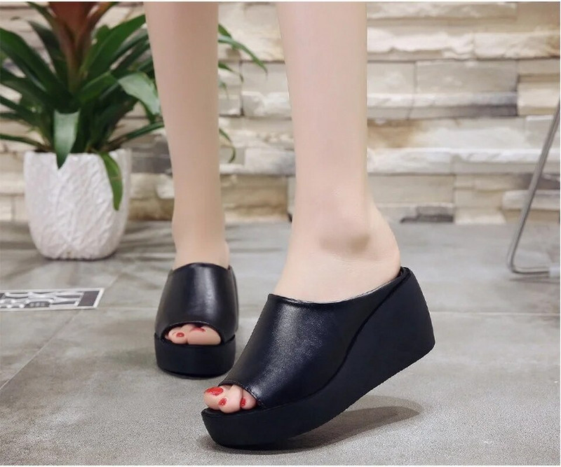 Női papucsok nyári emelvény női ékek, lábujj-csúszdák Női masszív női alkalmi szabadtéri cipők női