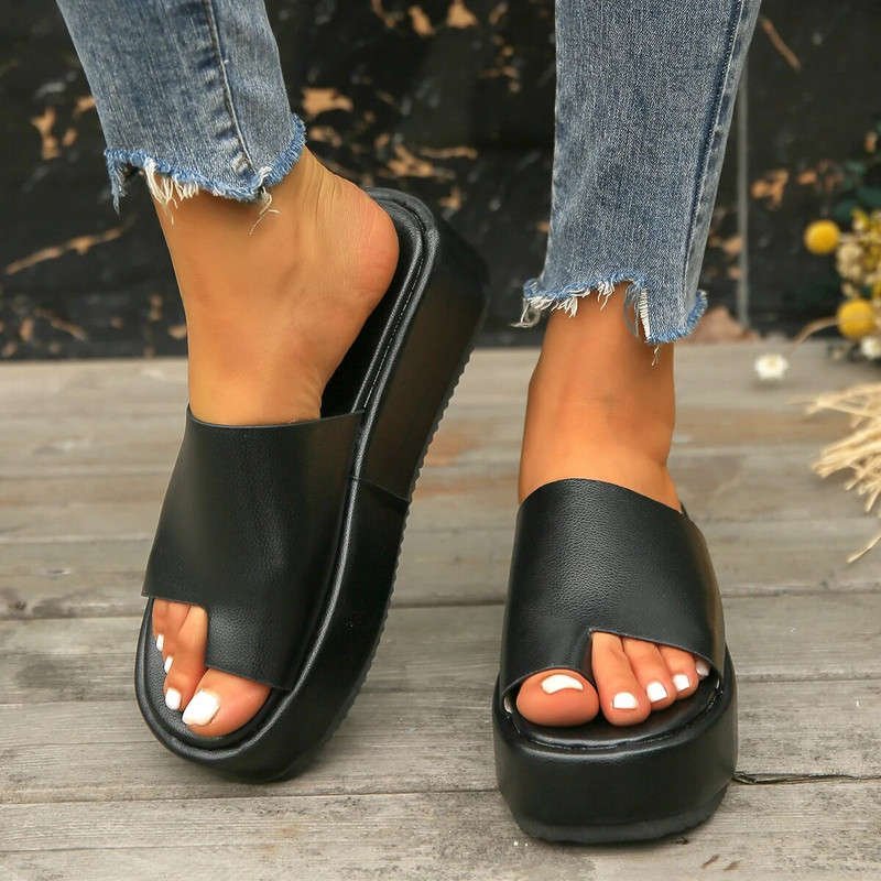 2024-es túlméretezett vastag talpú papucsok női nyárra Új felsőruházati klip szandálon Egyszerű egyszínű papucs, lapos magassarkú