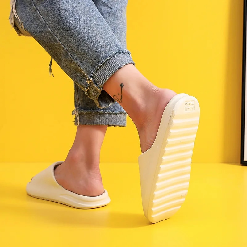 Nyári papucsok Férfi Női Beltéri Eva Magas Puha Alsó Szandál Nyitott Orr Trend Slides Könnyű Strandcipők Papucsok Otthoni Méret 36-45