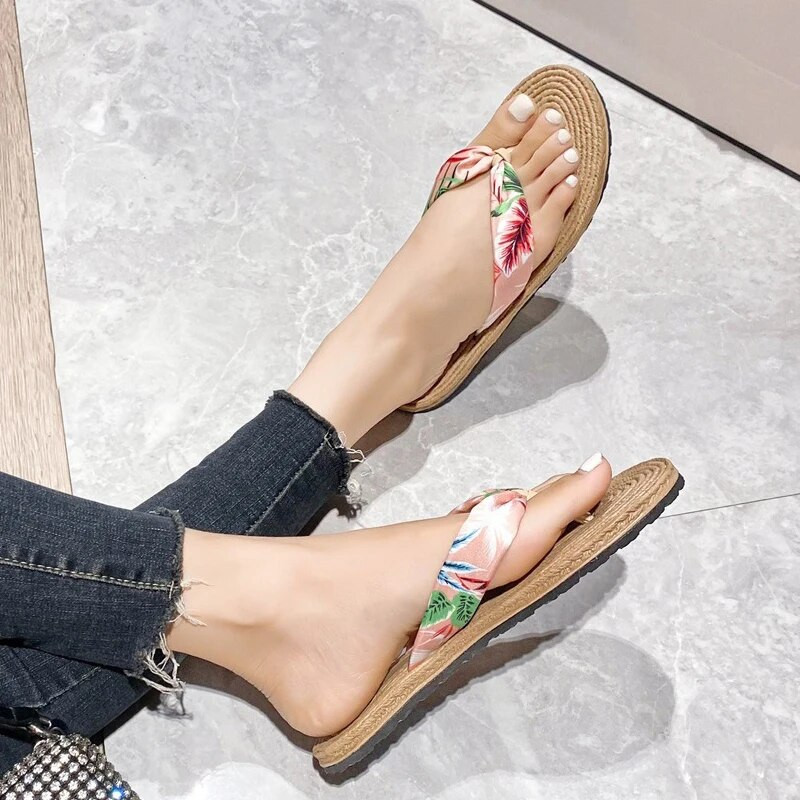 Női Virágos Flip-flop Papucs Kényelmes Csúszásmentes Szandál Lapos Cipők Női Otthon Fürdőszoba Divat Női Papucs Zapatos