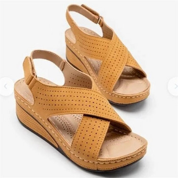 Дамски сандали Лято 2024 Сандали с кухи клинове Дамски ежедневни обувки голям размер 44 на Дамски обувки Socofy Retro Sandalis Woman