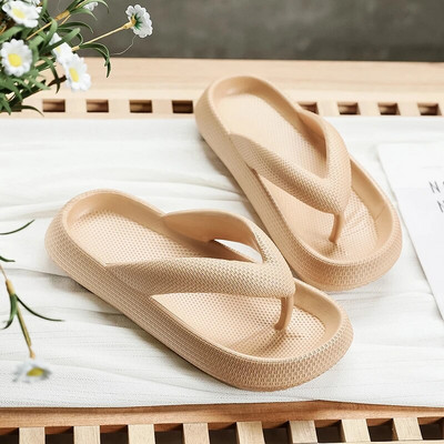 Flip Flops vasaras ikdienas siksnas pludmales čības āra pludmales sandales EVA plakana platforma Ērti apavi sievietēm Pāris ar biezu zoli