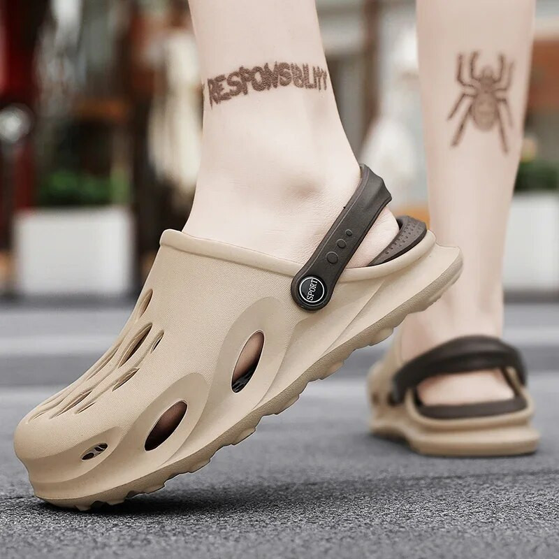 Márka Clogs Férfi Szandál Alkalmi cipő EVA Könnyű Sandles Unisex vegyes színű cipő nyári strandra Zapatillas Hombre
