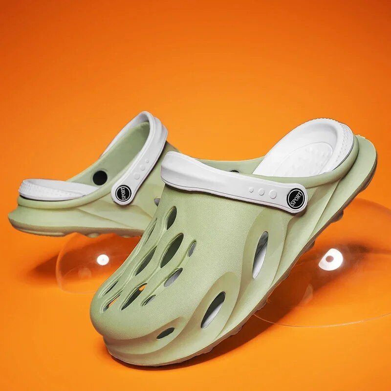 Márka Clogs Férfi Szandál Alkalmi cipő EVA Könnyű Sandles Unisex vegyes színű cipő nyári strandra Zapatillas Hombre