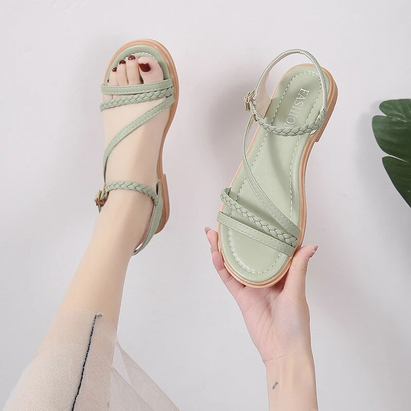 Sieviešu apavi 2024. gada karstā izpārdošana, sprādzes siksna Sieviešu sandales Modes šaursiksnu ikdienas sandales sievietēm Jaunas, plakanas, plakanas sandales