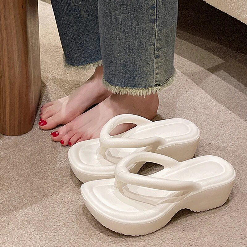 Lucyever 2023 divatos platform papucsok női nyári strand csúszásmentes ékpapucs női otthon Eva puha talpú csúszdák szandálok