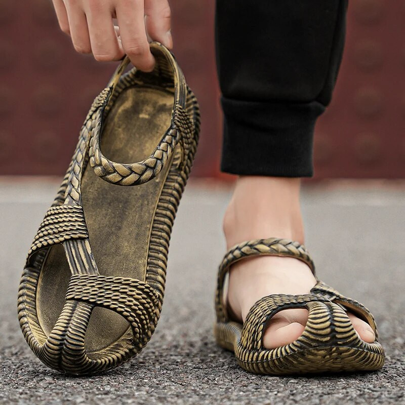 Vasaras vīriešu salmu sandales Vīriešu ikdienas apavi Personality Nodiluma izturīgas sandales vīriešiem Outdoor Beach Flip-flop, izmērs plus 36-47