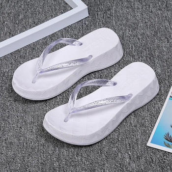 Дамски чехли Джапанки Външни високи плажни обувки 2023 г. Нови домашни и външни чехли Леки и универсални чехли