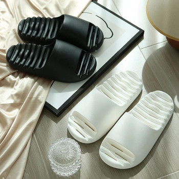 Нови летни бързосъхнещи течове за къпане Мъже Жени Нехлъзгащи меки чехли за баня Издълбани чехли Дамски домашни джапанки