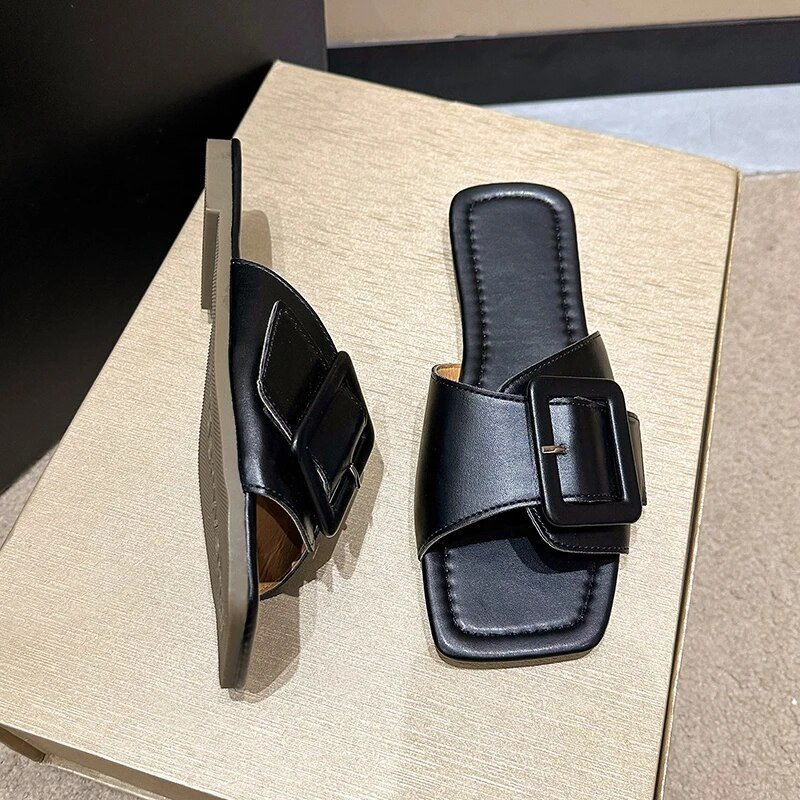 Vasaras čības ar plakanu dibenu sievietēm, kas valkā sandales, lielas, lielas pludmales apavi sievietēm Tīkla čības Luksusa sandales