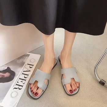 Дамски летни модни дрехи с плоско дъно 2023 Нови сандали Корейско издание Обувки за плажен туризъм Чехли