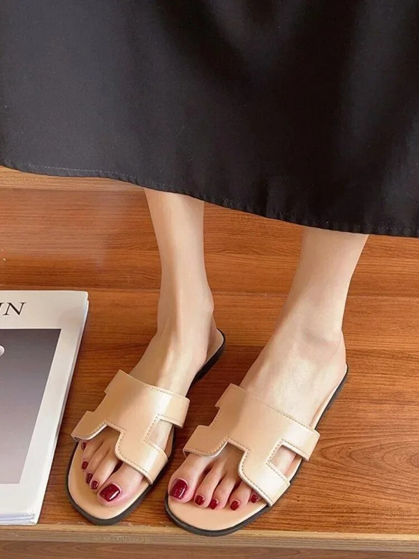 Női nyári, lapos alsó divatos felsőruházat, 2023, új szandálok koreai kiadás, tengerparti turizmus cipők papucsok