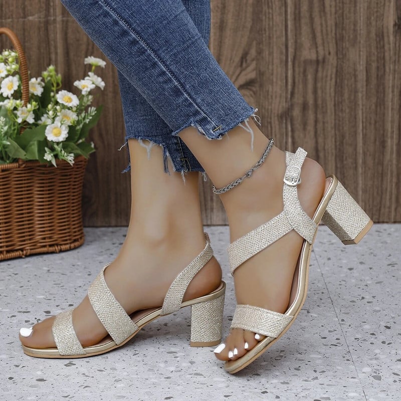 Női szandálok 2024 nyári női keresztbefűzhető szandálok divatos Bling nyitott orrú elegáns női cipők kényelmes szexi szandálok