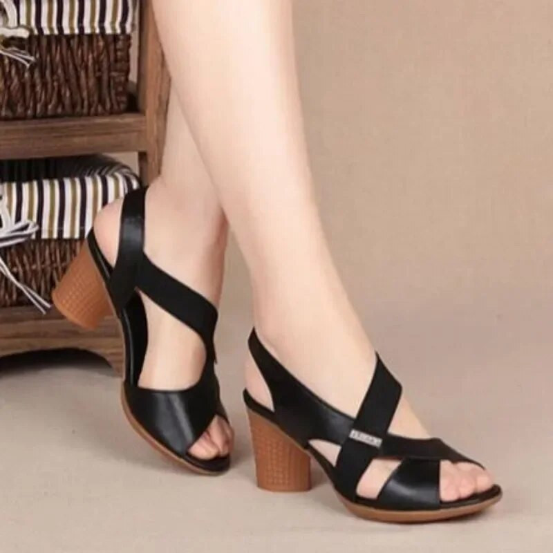 2024. gada zīmola sieviešu apavi Peep Toe Sieviešu sandales Modes biroja sandales Sieviešu apaļas purngala slīdējamas chunky Heel Rome sieviešu kurpes