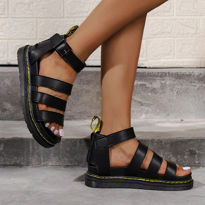 2023-as Spot nagy nyári új, vastag talpú, egysoros, hétköznapi római szandál, női, szegélyen átívelő, kerek fejű csatos cipő