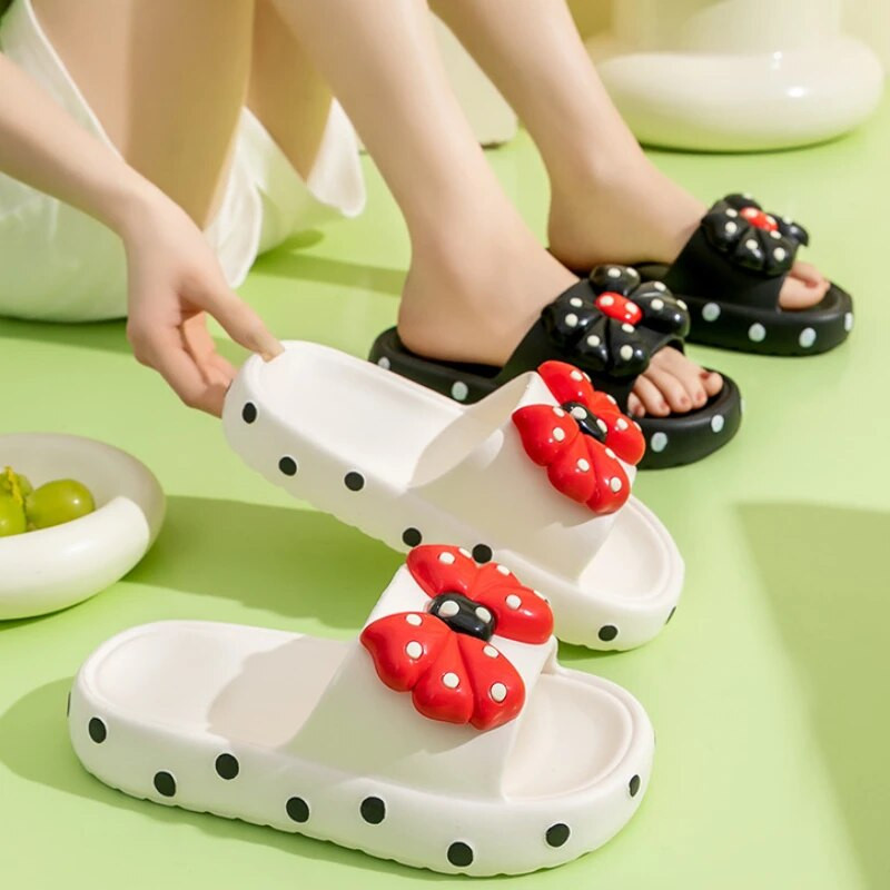 Vasaras pludmales biezas zoles Eva čības sievietēm biezas platformas loks iekštelpām mājas slidkalniņi sievietēm vieglas, neslīdošas vannas čības