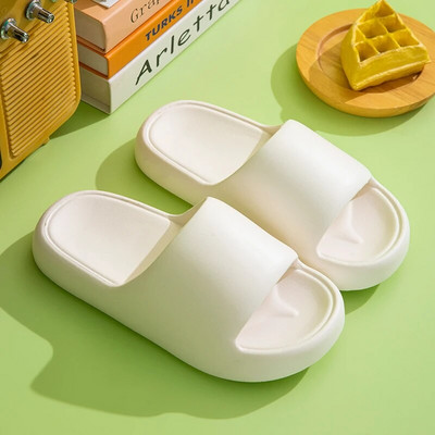 Jauni vasaras lakoti vienkrāsaini sieviešu apavi mājas apavi sievietēm Pāris omulīgi slaidi elastīgi mīkstas sandales Vīriešu čības iekštelpu čības