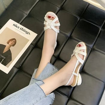 Модни дамски обувки с рибешка уста в корейски стил Лято 2024 г. Нови дамски сандали с платформа с издълбан нисък ток Sandalias De Mujer