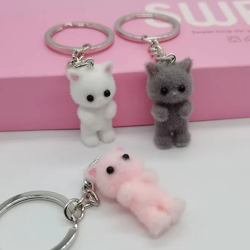 1Gb 3D karikatūra Flocking Cat Keychain Kawaii Cat atslēgu piekariņš Dzīvnieku atslēgu piekariņi Suvenīru dāvanas sievietēm Vīriešiem Auto atslēgas DIY Rotaslietas