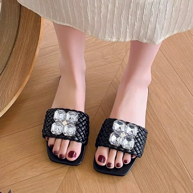 2024. gada vasara, jaunās modes sieviešu čības āra pludmales plakanas apavi sievietēm pludmales neslīdoša kleita, sieviešu čības Zapatos Mujer