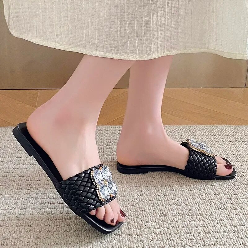 2024. gada vasara, jaunās modes sieviešu čības āra pludmales plakanas apavi sievietēm pludmales neslīdoša kleita, sieviešu čības Zapatos Mujer