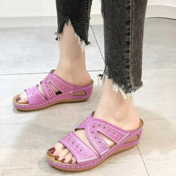 2024 Дамски летни нови модни сандали с кръгли пръсти, неплъзгащи се на клинове, открити открити ваканционни плажни дамски чехли с голям размер