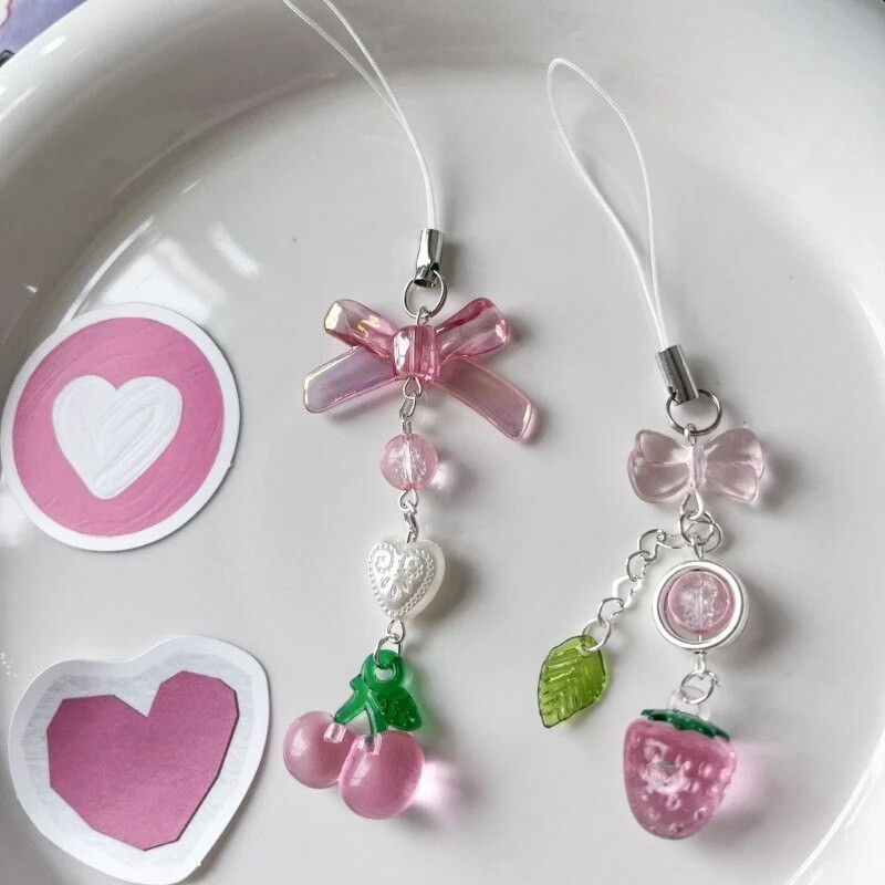 Zemeņu kulons atslēgu piekariņš Salds atslēgu piekariņš mugursomas rotājums ķiršu tauriņš atslēgu turētājs sieviešu meitenes rotaslietas ornaments