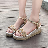 Sieviešu kristāla ķīļi sandales vidēji papēži apavi Pludmales vasaras platformas čības, 2024. gada atvērtas pirksta slaidas, mājīgas, greznas sieviešu čības