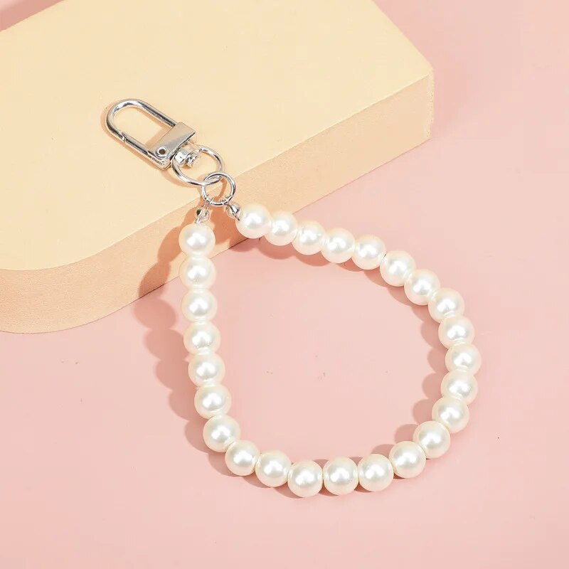 Ρετρό μαργαριταρένια μπρελόκ για γυναίκες Μπρελόκ αυτοκινήτου Llavero Τσάντα Σακίδιο πλάτης Διακόσμηση Cadena κορδόνια λουράκια χειρός Γούρια για θήκη Airpods