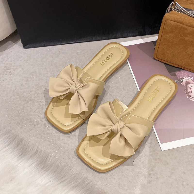 Modes, sieviešu čības, kvadrātveida purngals, plakanie papēži Sandales vasaras brīvlaikam pludmales apavi luksusa iekštelpām zīmola dizains sandales sievietei