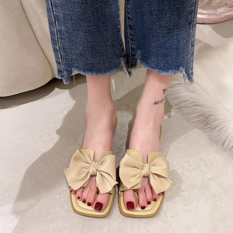 Modes, sieviešu čības, kvadrātveida purngals, plakanie papēži Sandales vasaras brīvlaikam pludmales apavi luksusa iekštelpām zīmola dizains sandales sievietei