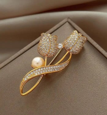 Golden Tulip Flower Imitation Pearl Brooch Shiny CZ Full Of Rhinestone Γυναικείες καρφίτσες Μεταλλικές καρφίτσες Party Badge Δώρα κοσμήματα