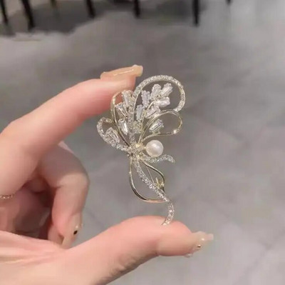 Zelta tulpju ziedu imitācijas pērļu sakta Spīdīga CZ Pilna ar Rhinestone Sieviešu saktas Metāla piespraudes ballītes nozīmīte Rotaslietas Dāvanas