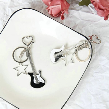 Y2k Guitar Love Heart Ключодържател за мъже, жени Star Sweet Keychain Cool Trendy Fashion Pendant Rock Punk Vintage Accessories Gift