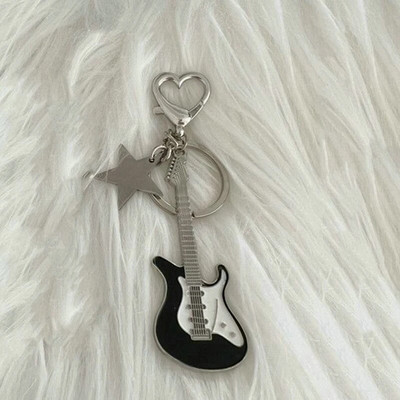 Y2k Guitar Love Heart atslēgu piekariņš vīriešiem Sievietēm Zvaigzne Sweet Keychain Forši moderns kulons rokpanks vintage aksesuāri dāvana