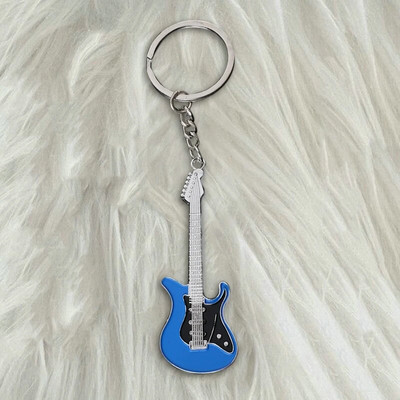 Y2k Guitar Love Heart atslēgu piekariņš vīriešiem Sievietēm Zvaigzne Sweet Keychain Forši moderns kulons rokpanks vintage aksesuāri dāvana