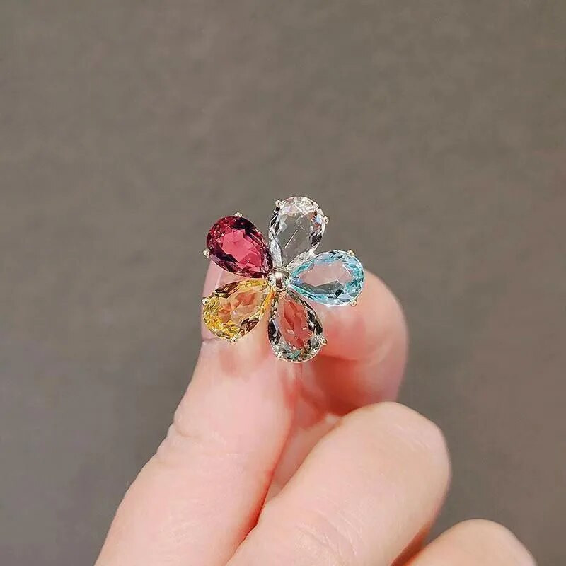 SKEDS Moderns, spīdīgs Rhinestone Rabbit Maza izmēra piespraudes piespraudes nozīmītes sievietēm Sieviešu apģērbs Mētelis ballīšu aksesuāri Piespraudes dāvana