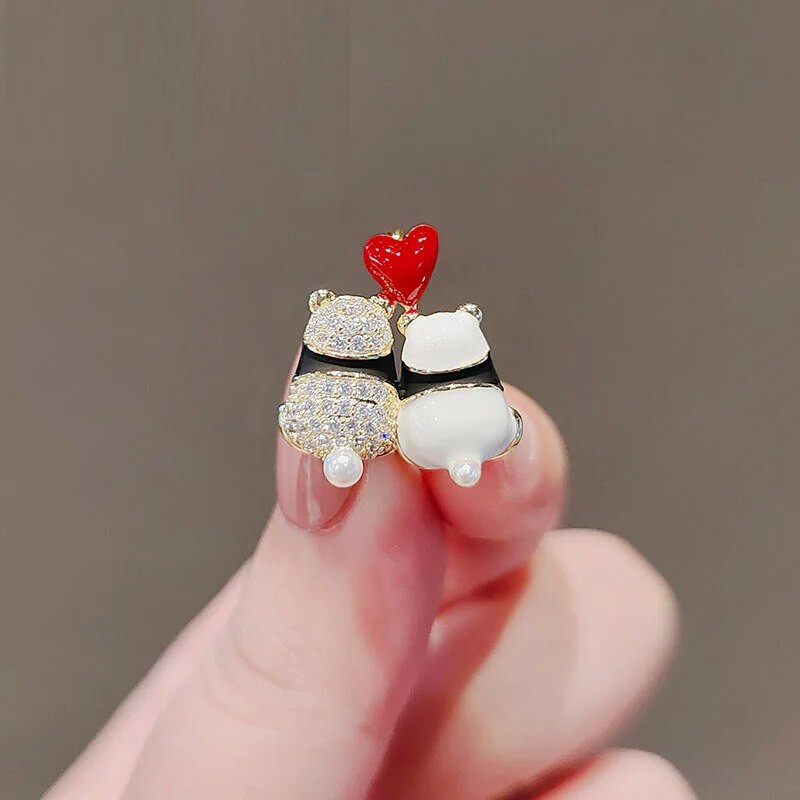 Rhinestone piespraudes piespraudes ziedu dzīvnieku loku saktas sievietēm Metāla atloka piespraudes Pretspīduma Fiksētas džempera nozīmītes Apģērbu aksesuāri