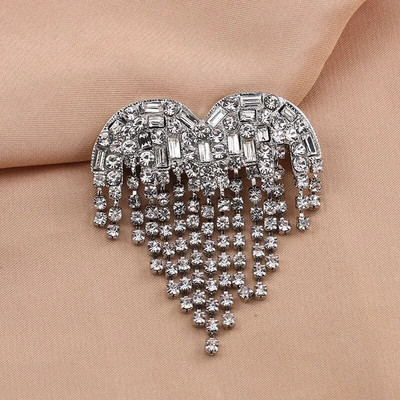Dmari Designer Luxury Jewelry For Clothing Αίμα Μαύρο στρας Καρφίτσα σε σχήμα καρδιάς Καρφίτσες πέτο με μακριά κλωστή Φούντα καρφίτσα Γυναικεία καρφίτσα