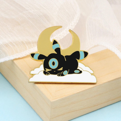 Uguns dēmons Kalcifers Emaljas Piespraudes Cute Magic Fire Elf Malka Anime Piespraudes Nozīmītes Krekls Atloks Piespraudes Rotaslietas Dāvana Draugiem Bērni